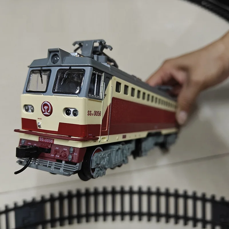 Juego de bricolaje, tren ferroviario, locomotora eléctrica, modelo, tren de vía de simulación, carro de dos pisos, juguete eléctrico