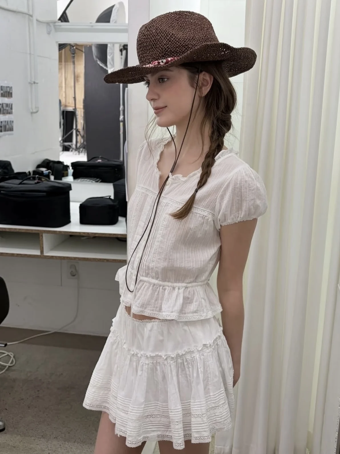 

Authentic Brand Short Sleeve Lace Shirt Drawstring Casual Style Cotton 100% Bubble Sleeve round Neck Daily Wear