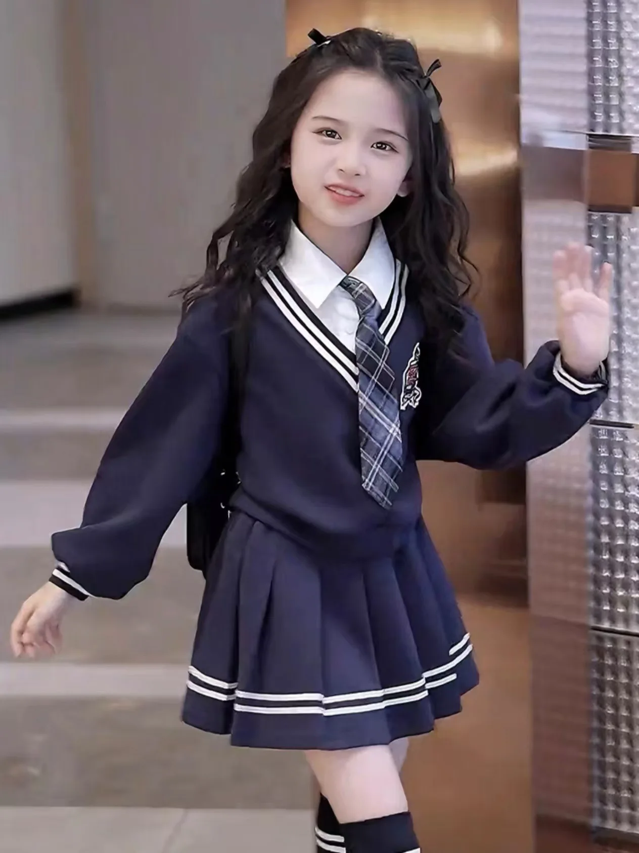 

Girls' Outfit Dress Autumn New Style for Older Children, Faux Two-Piece Long-Sleeve Top with Pleated Skirt, JK Uniform Academy T