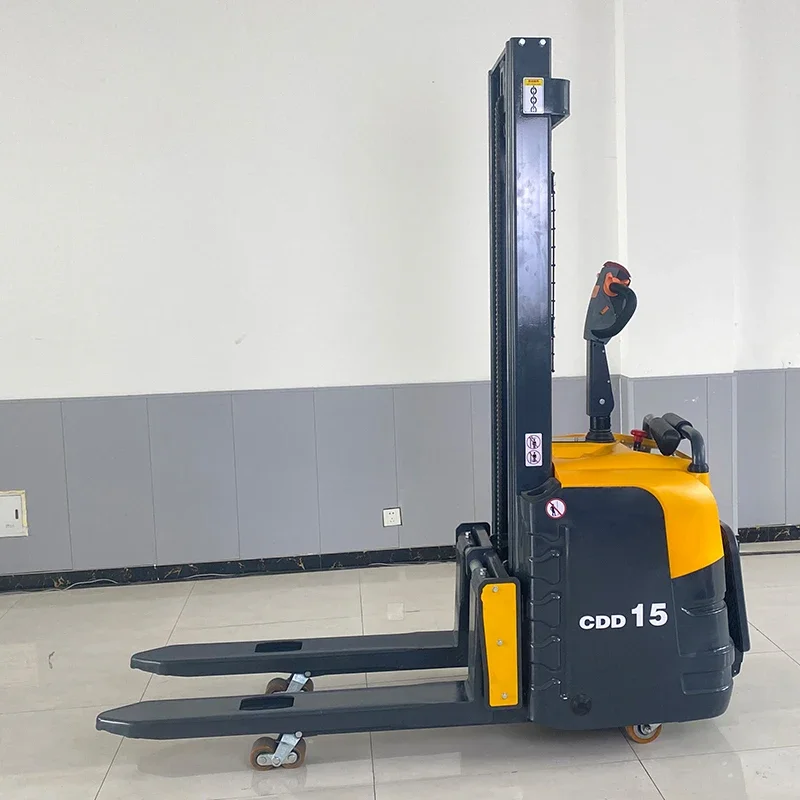1.5 tons 4.5 meters electric pallet stacker, with adjustable lifting fork walking bracket, multi-functional electric stacker