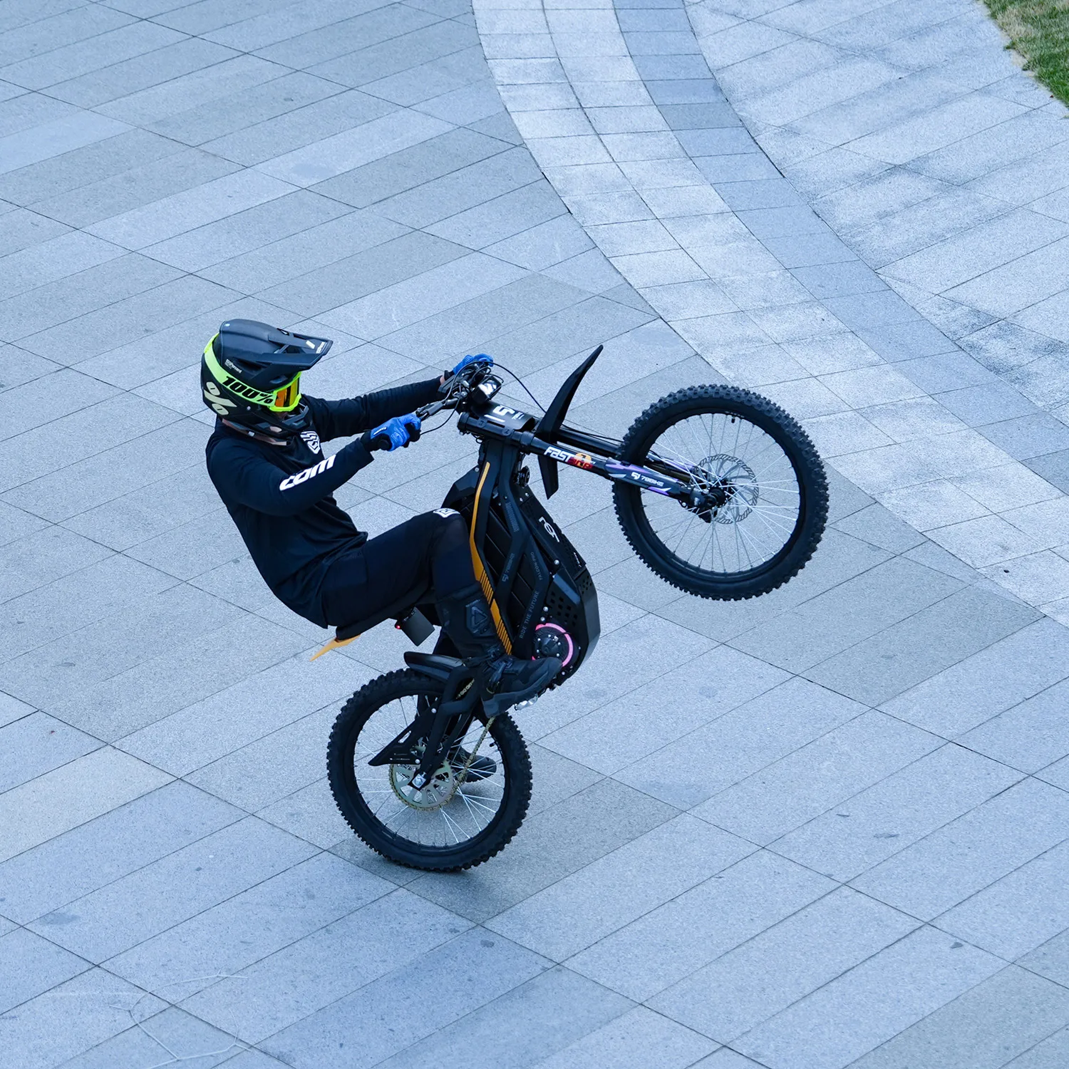 79 Falcon Pro 72V 10000W Motocross Full Absorber 120KM Long Range Electric Motocross
