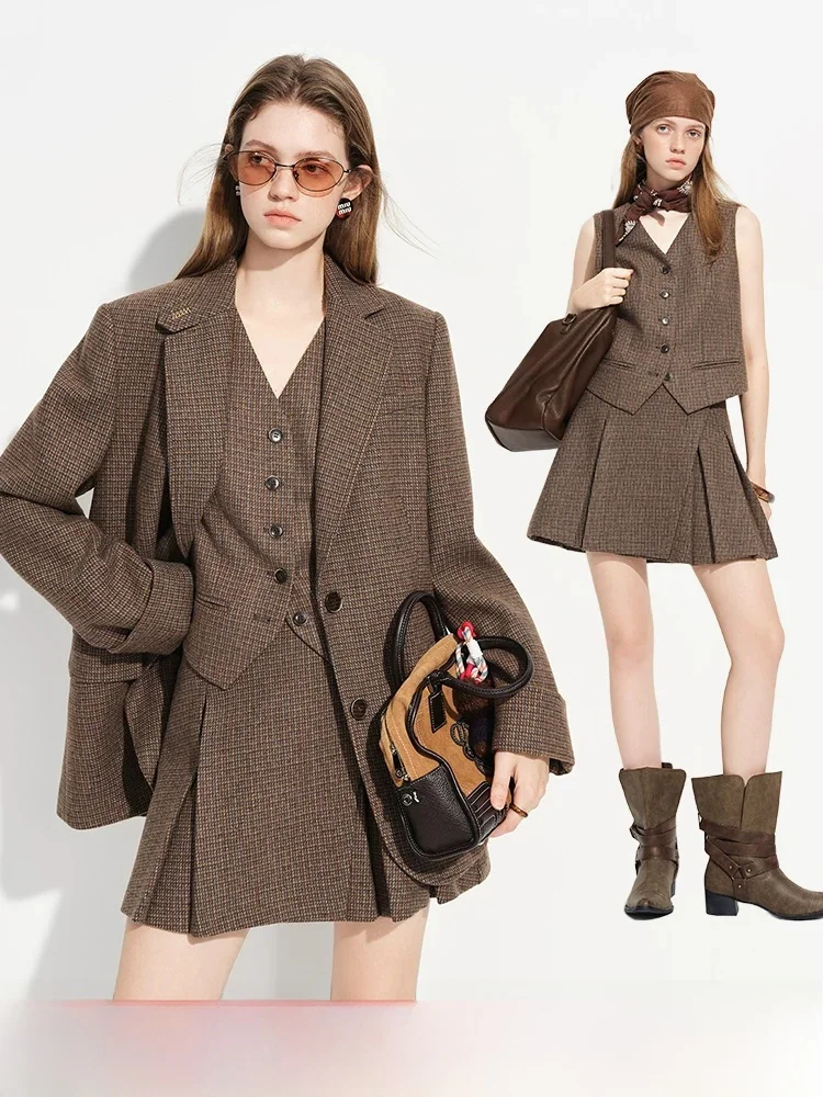 

Women's Plaid Woolen Suit Jacket Coffee Color Three-piece Set Spring Fashion Outerwear Vintage Style Long Sleeve Suit