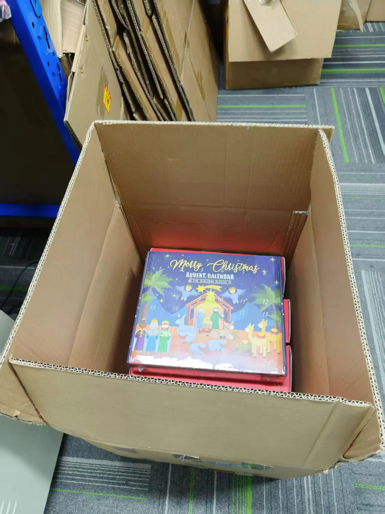 

Рождественский адвент-календарь, набор миниатюрных фигурок для Рождества, игровой набор для Рождества, 24-дневный рождественский календарь обратного отсчета