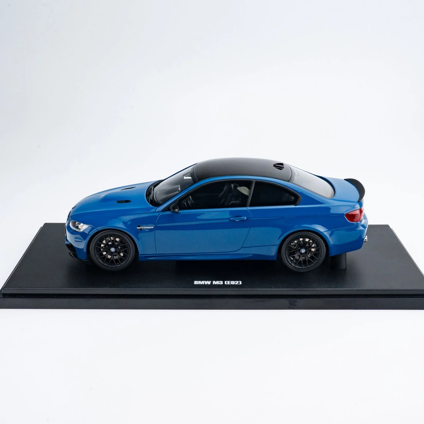 Gt Spirit 1:18 Bmw M3 E92 Blue 2007 Scale Cars Resin Diecast Car