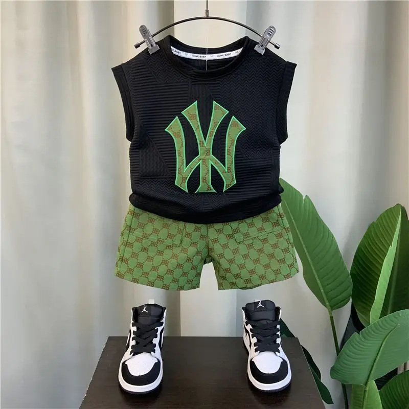 Set di abbigliamento per bambini estate nuovo bambino t-shirt manica corta pantaloncini due pezzi Set sportivo per il tempo libero per bambini