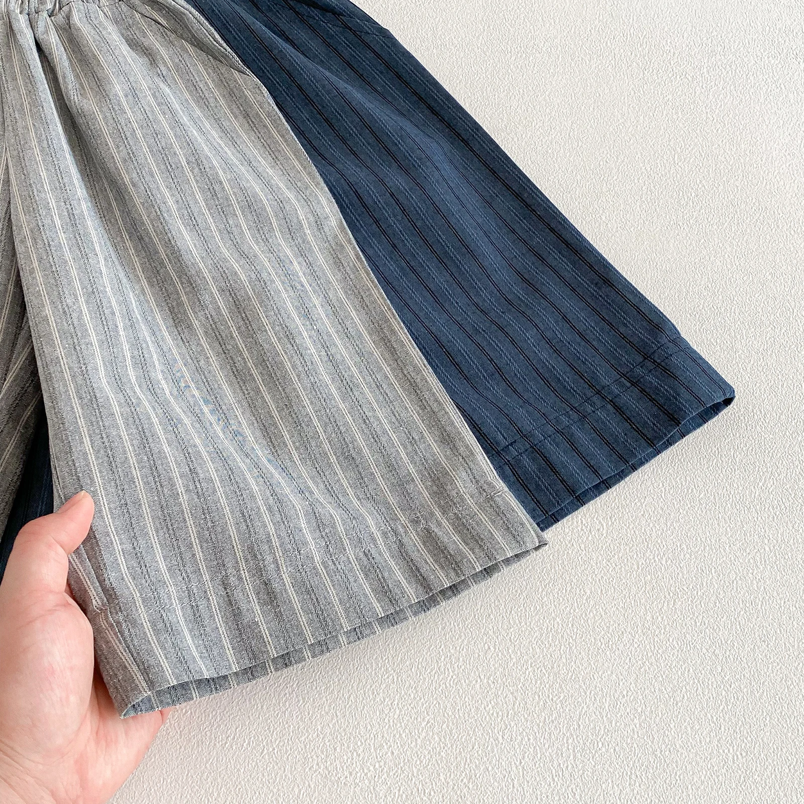 Leinen-Baumwoll-Streifenhosen für Jungen und Mädchen, Kinderkleidung für Herbst und Frühling, lockere, lässige Haremshosen für Jungen, lange Hosen für Kinder von 1-7 Jahren. – Detail 18