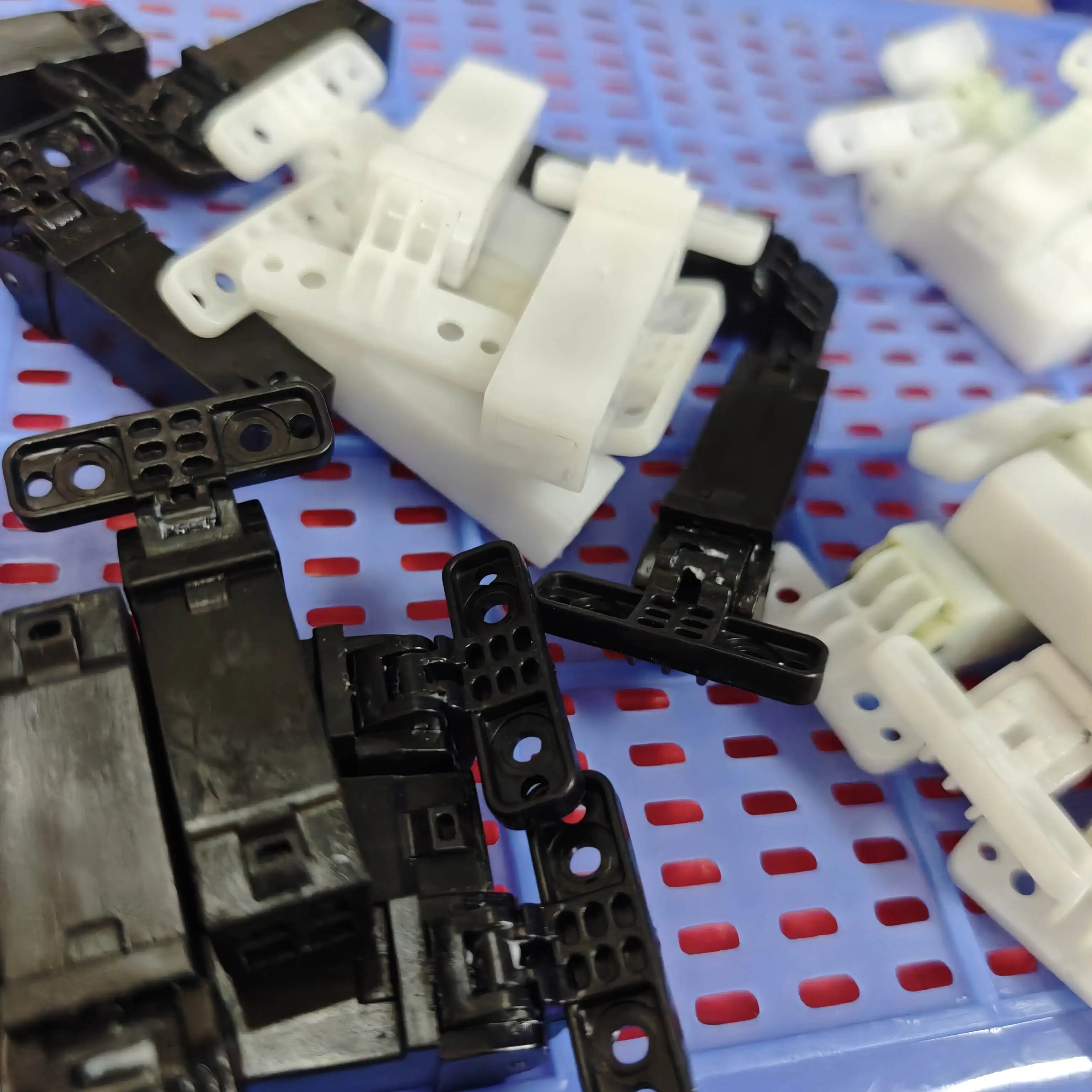 

2X ADF Hinge for Samsung SCX 3205 3400 3405 4600 4623 4726 4727 4728 4729 4833 4835 CLX 3170 3175 3185 3305 4175 4195 6260 3306