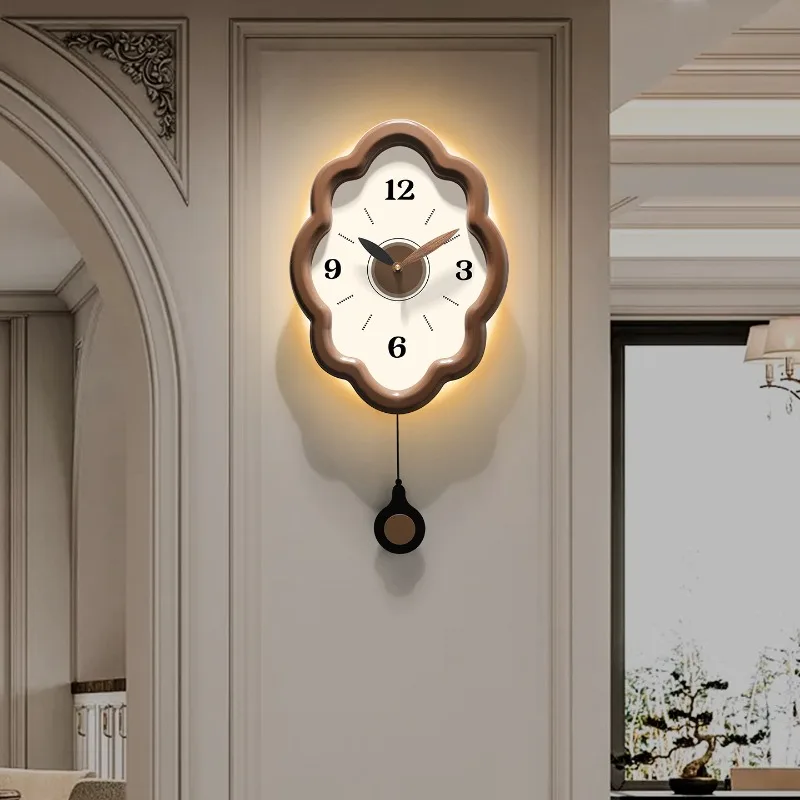 Xenomorph Aesthetic Wall Clocks Living Room Luxury Fashion Minimalist Clock Wall Design Creative Reloj De Pared Home Decoration