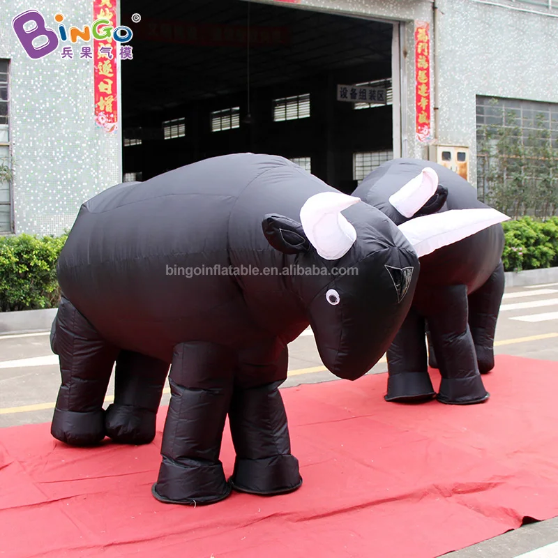 Inflatable Bull Walking Costume 3.2x1.8 Meters Parade Props Cartoon for Event Use