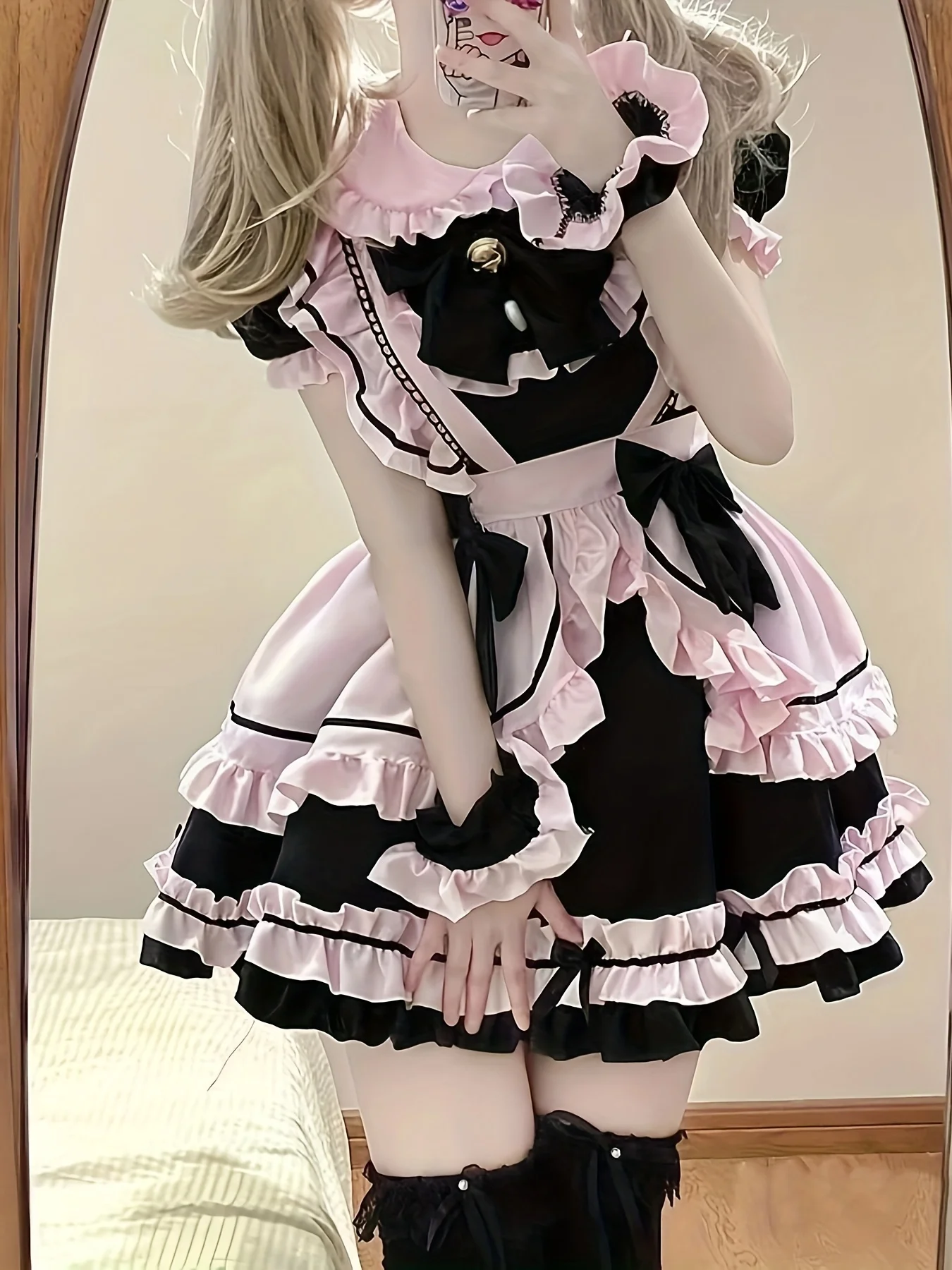 

1PC new Japanese pink and black Loita cute dress, cosplay women's black pink maid dress, cute cat ear bow soft maid uniform, please note that the size is too small.