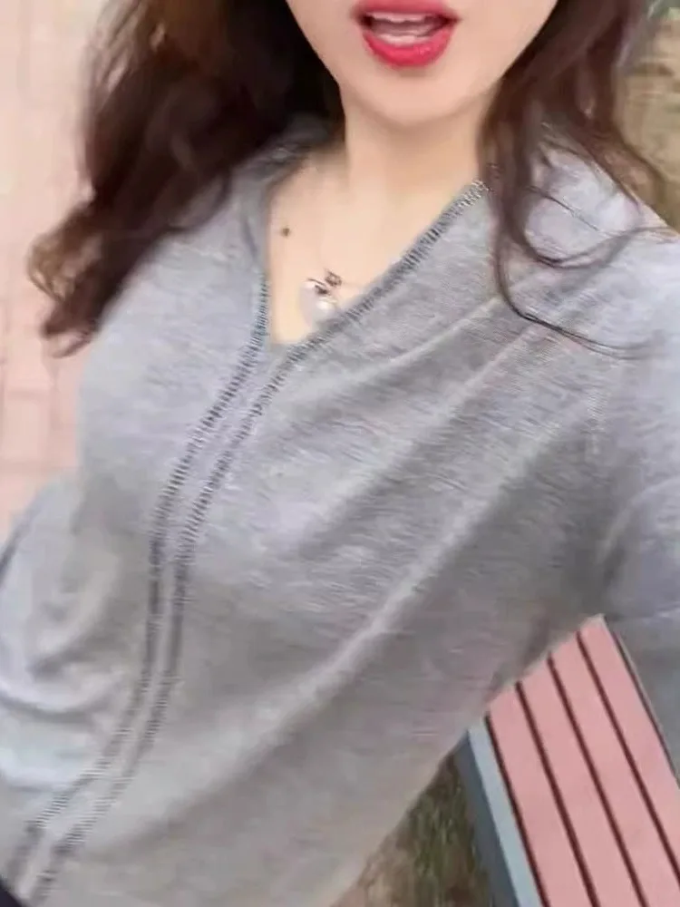 بلوزة نسائية أنيقة بياقة على شكل V وأكمام قصيرة، مزينة بالأحجار الكريمة، تصميم كوري، إصدار صيفي جديد، متعددة الاستخدامات ومظه... #2