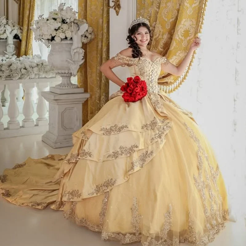 

Платье Quinceanera цвета шампанского, кружевное многослойное платье с открытыми плечами, тюлевая наклейка с кристаллами и цветком, платья de 15, Quinceanera ﻿ Индивидуальный