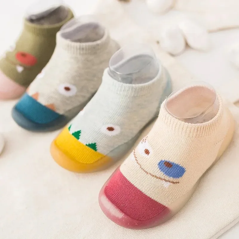 

Baby's Cute Cartoon Non-Slip Wear-Resistant Socks Shoes Toddler Front Shoe Covers Printed Soft First Walker Lightweight Shoes