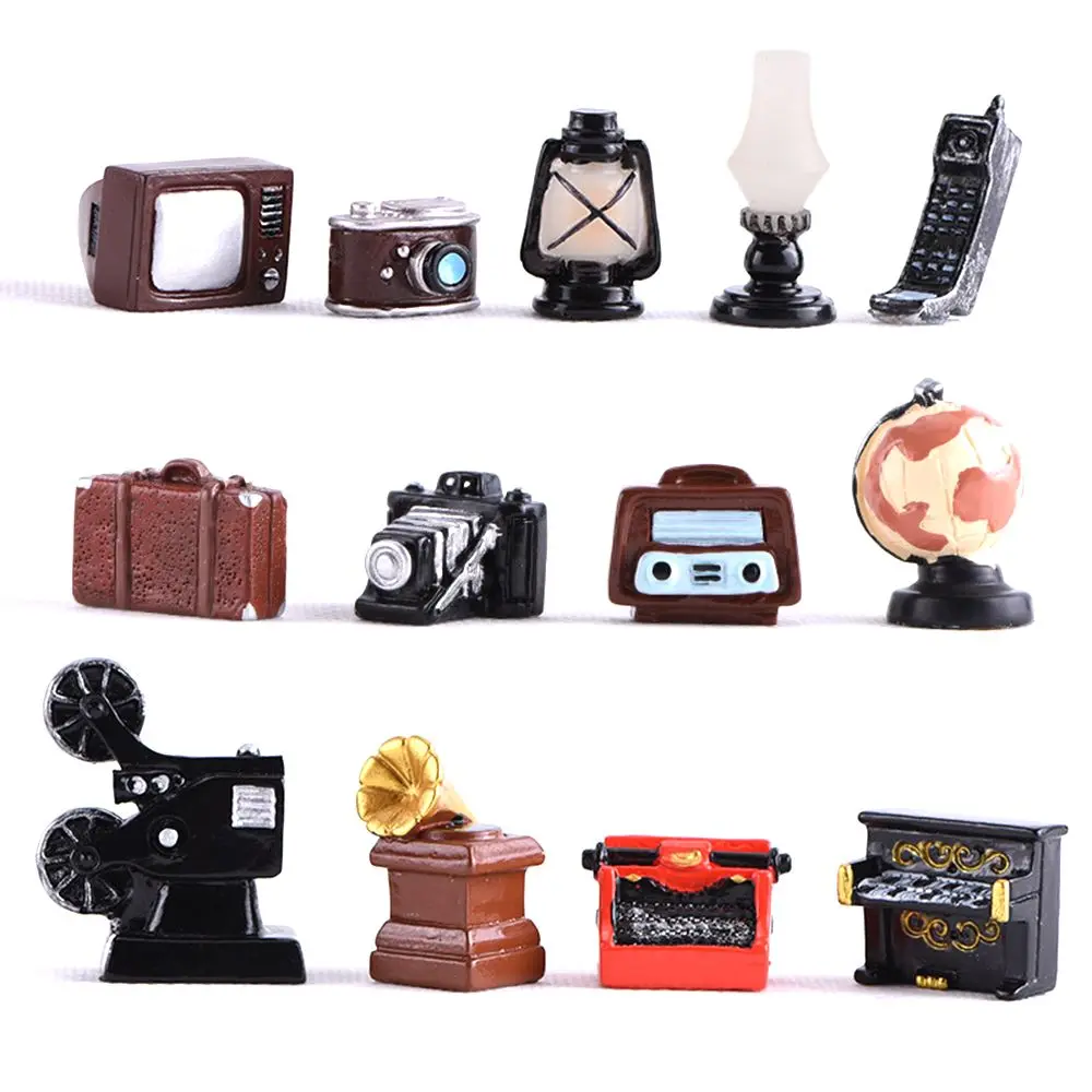 Retro Resin Toy Dollhouse Ornaments Furniture Figurine TV Model Telephone Mini Pianos