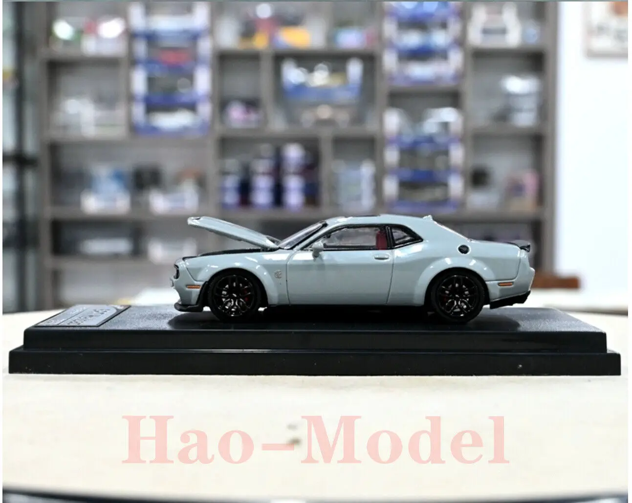 SH 1/64 For SRT Hellcat challenger Car Model Alloy Diecast Simulation Toys Boys Birthday Gifts Hobby Display Collection Gray