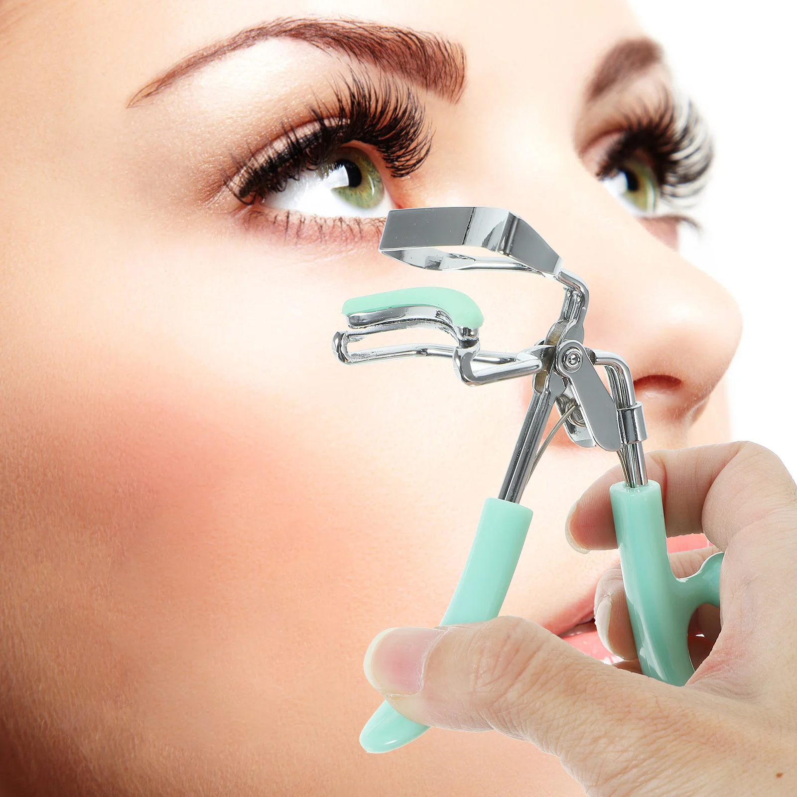 

1Pcs Premium Eyelash Curler Durable Anti-Skid Handle Makeup Accessories for Women Lady Use Fashion Charming Look