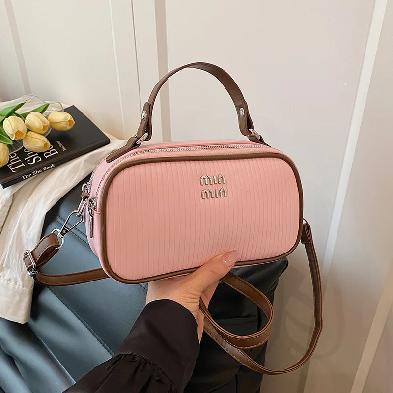 

Нишевая дизайнерская сумка через плечо 2025 года, винтажный минималистичный кошелек для женщин, регулируемый ремешок, веганская кожа, повседневная, шикарная, универсальная