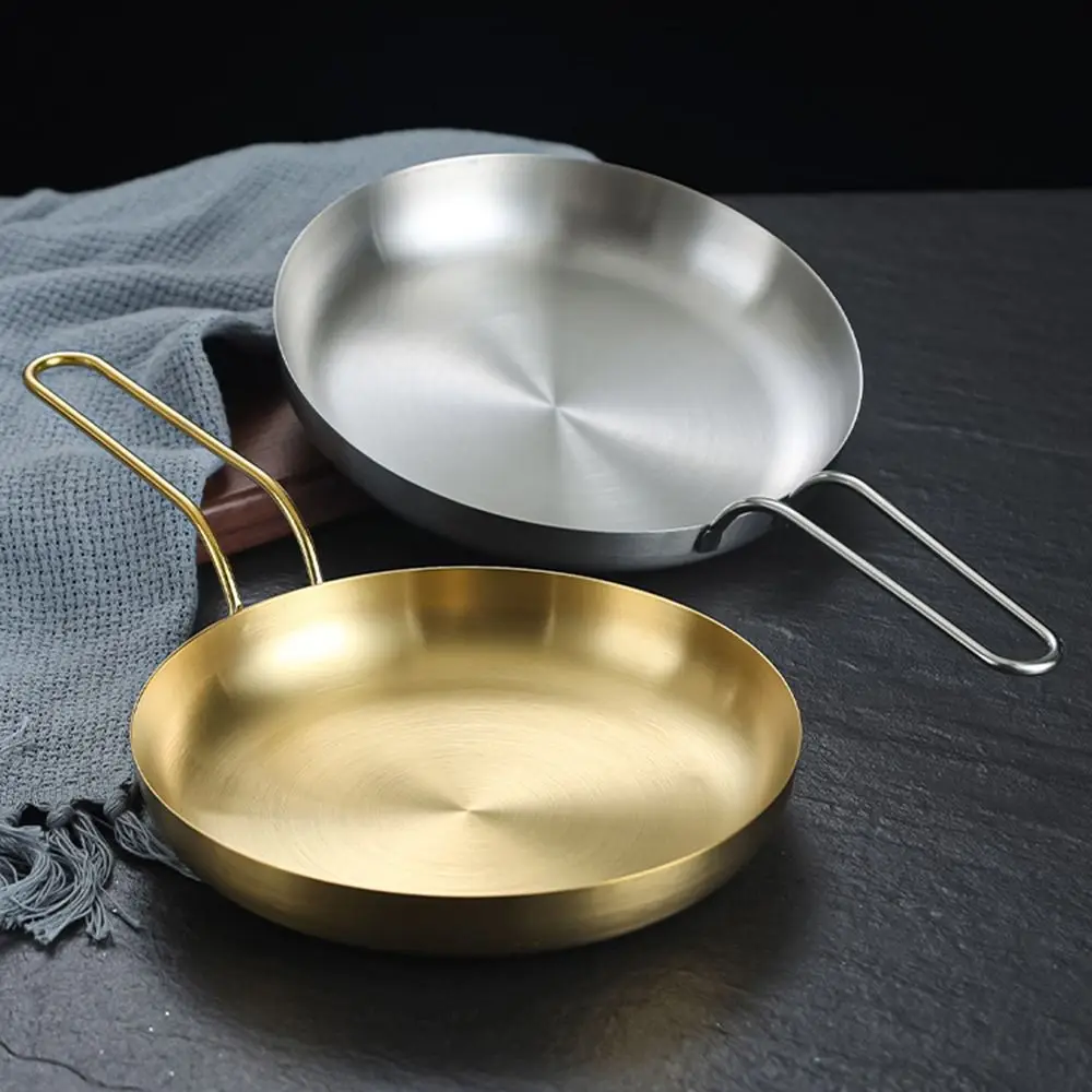 18/20cm Stainless Steel Frying Pan Flat Bottom Golden/Sliver Serving Plate Stackable Comfortable Grip Roasting Cooking Pots
