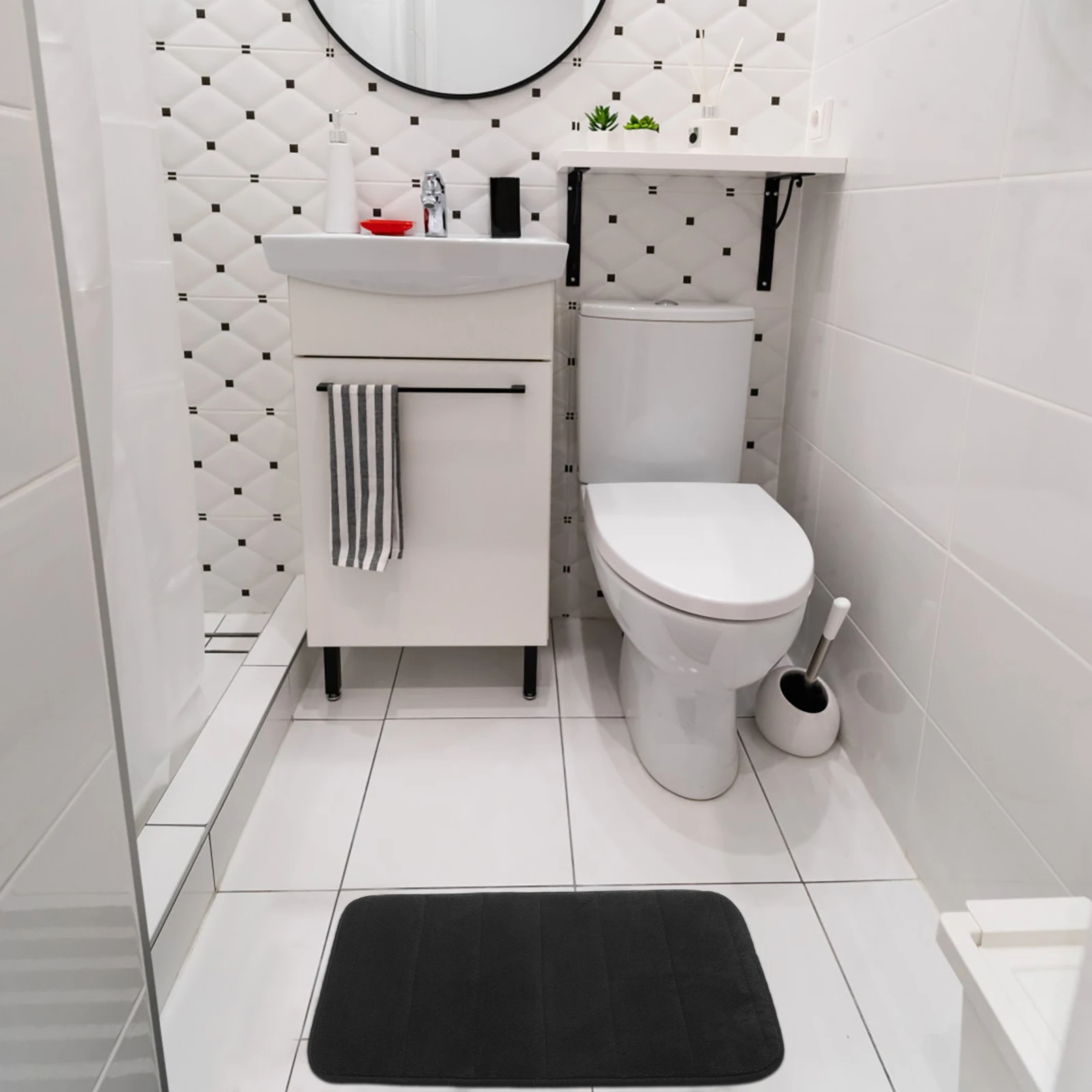 

Non-Slip Bath Mat Coral Fleece Rug Anti-Skid Soft Comfortable Floor Mat Bathroom Accessories Elegant Home Decor