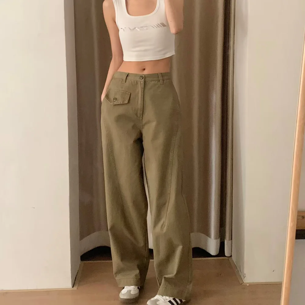 2025 new women's clothing with European and American style, casual and elegant design avant-garde and retro work pants