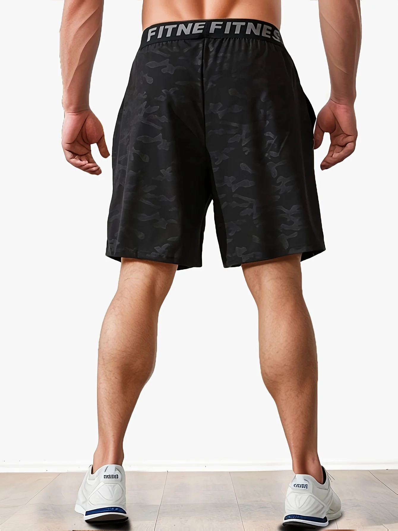 Men's breathable sports shorts image 2