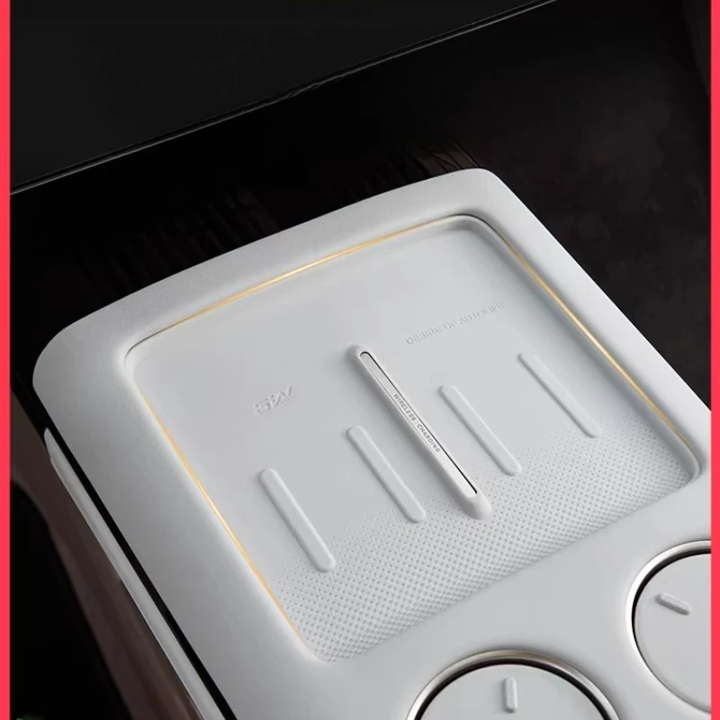 

Для AVATR 07 2024: Силиконовый противоскользящий защитный коврик для беспроводной зарядки центральной консоли, аксессуары для защиты салона автомобиля