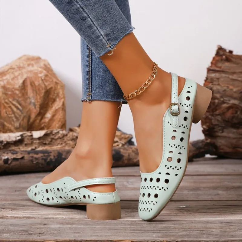 Summer Women's Hole Mesh Shoes Ladies Soft Sole Jelly Sandals Flat Heel Dance Shoes Adult Girls Waterproof Beach Sandals
