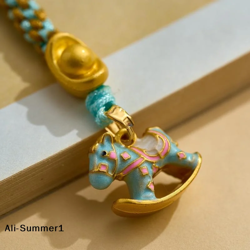 

【E】Брелок-подвеска «Лошадь Зодиака» на шнурке, милый талисман удачи, защита от падения, украшение для телефона/камеры/сумки, подарок для друзей