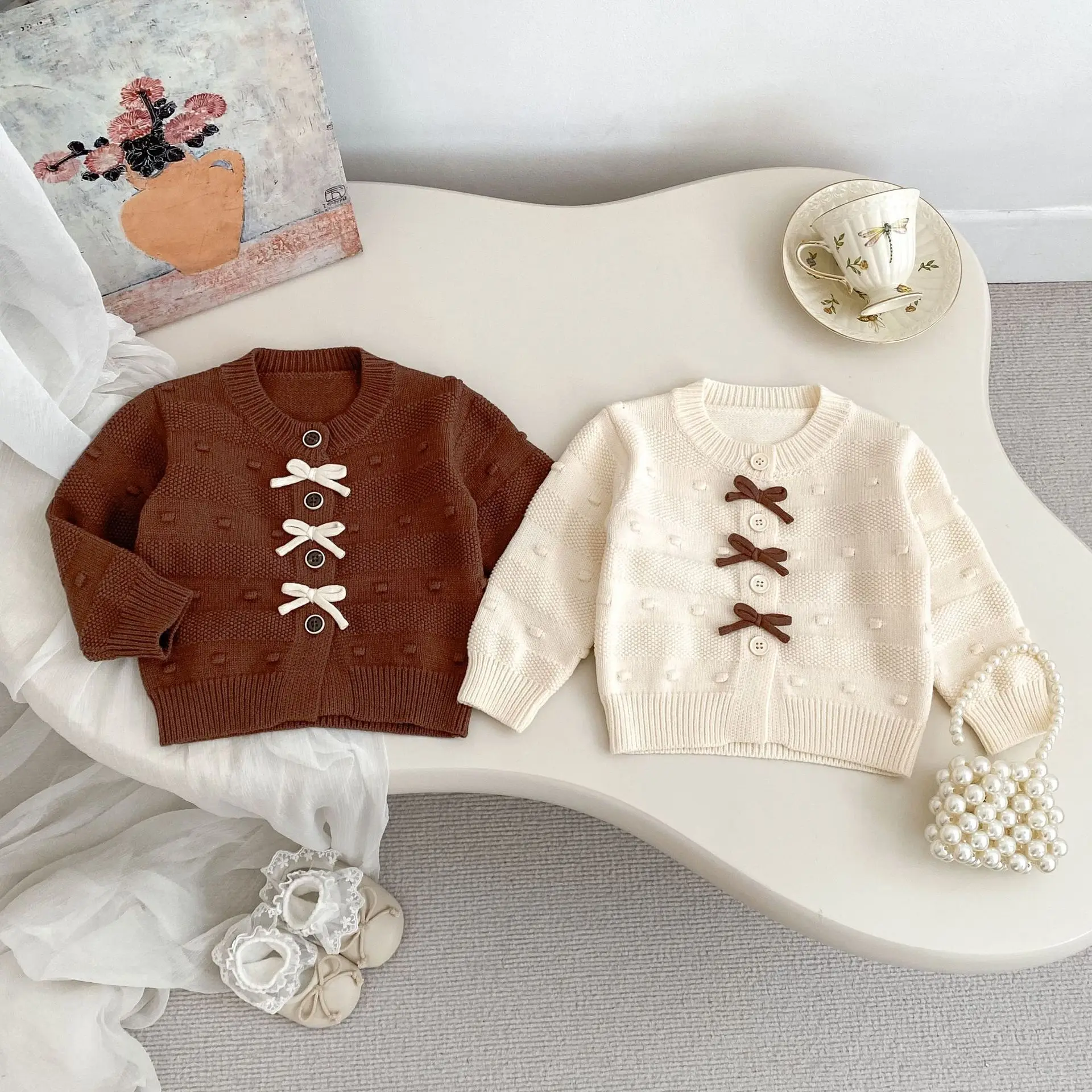 2025 Baby Girl Autumn Dress Western Style Bow Knitted Cardigan Girls' Versatile Sweater with Velvet Bellbottom Pants 2 Piece Set