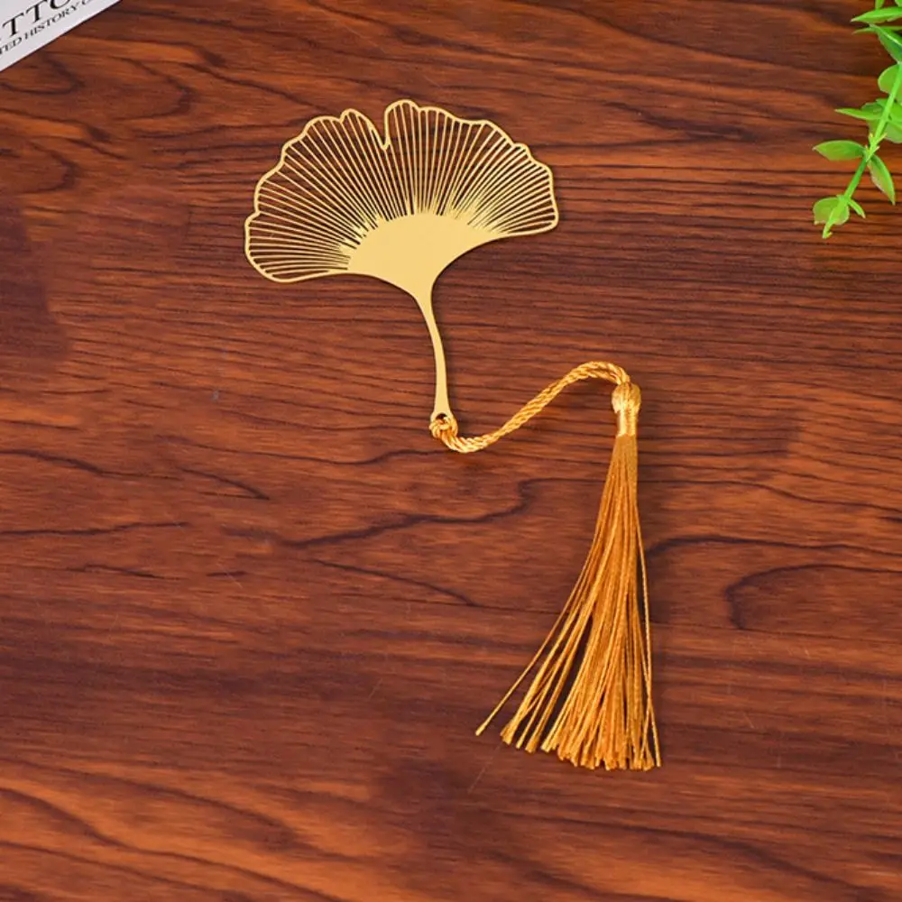 

Tassels Hollowed Out Bookmark Leaf Vein Chinese Style Metal Bookmark Ginkgo Leaf Book Accessory Book Clip