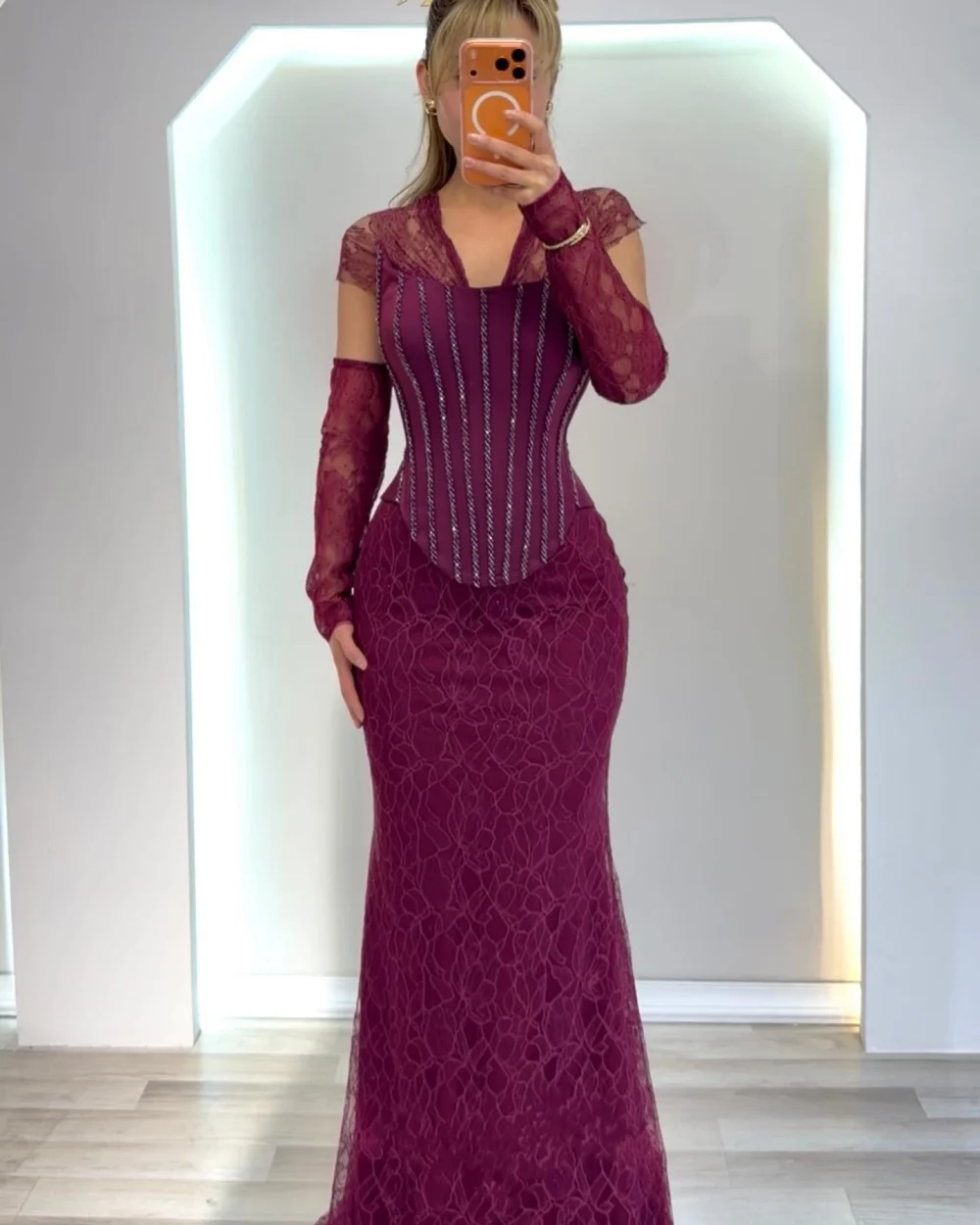 

Customized Elegant Women Lace Rhinestone Ruched Mermaid Evening Dress Modern Style Off-the-shoulder Half Sleeve Long Party Gowns