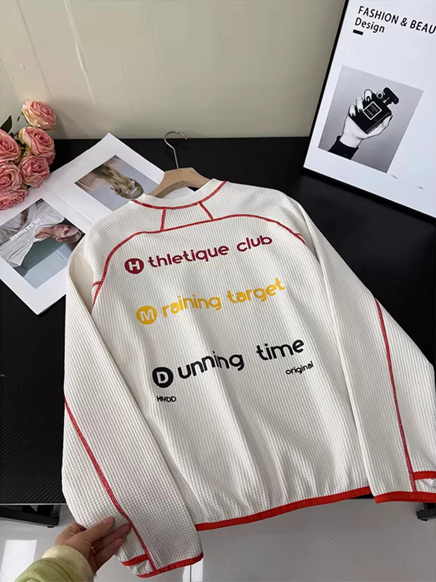 

Мужская спортивная футболка Hasslu с длинным рукавом, дышащая, быстросохнущая, влагоотводящая, с круглым вырезом, с буквенным принтом и графикой.