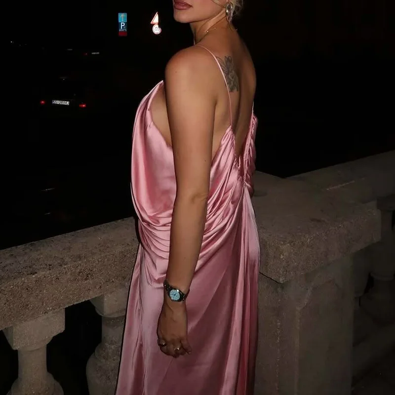 Abito semplice con bretelle con scollo a V allentato per le donne 2025 Abito lungo sexy in raso drappeggiato solido primaverile Abito boho vuoto senza schienale estivo