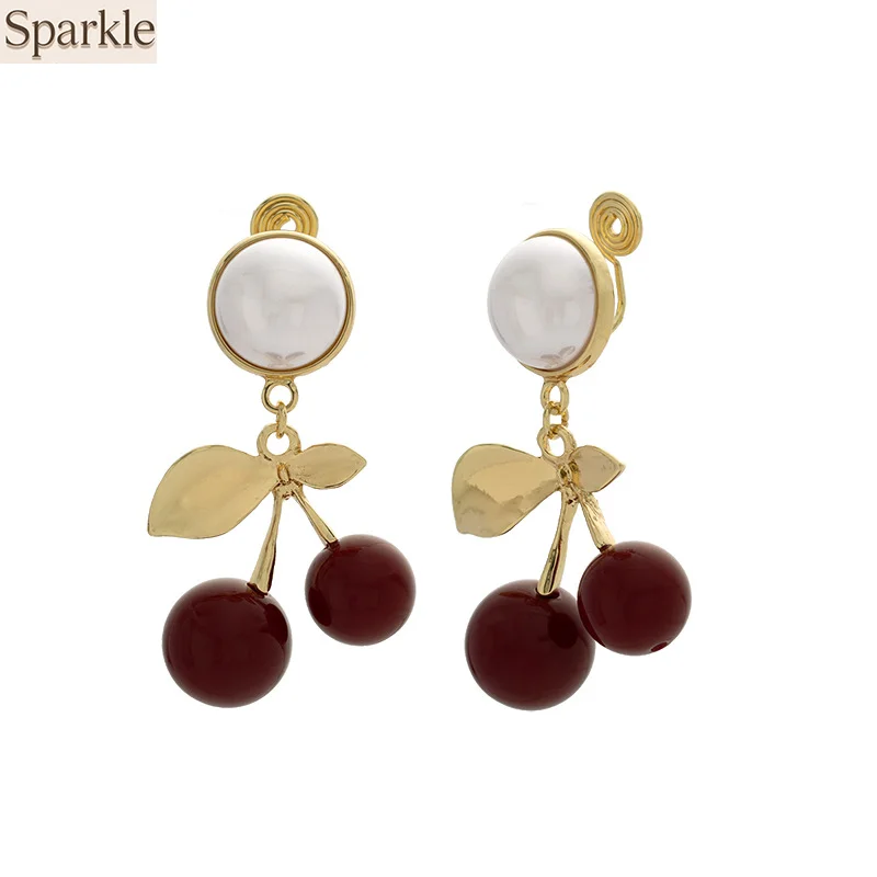 

Sweet Vintage French Cherry Pearl Pendant Earrings Mosquito Coil Clip-on for No Piercing Cute Fruit Style Timeless Charm Jewelry