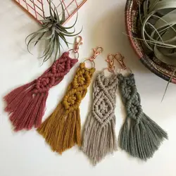 Vintage Hand Woven Macrame Key Chain Knitted Tassel Metal Buckle Key Ring Bohemian Style Car Keychain Bag Pendant Women Gift