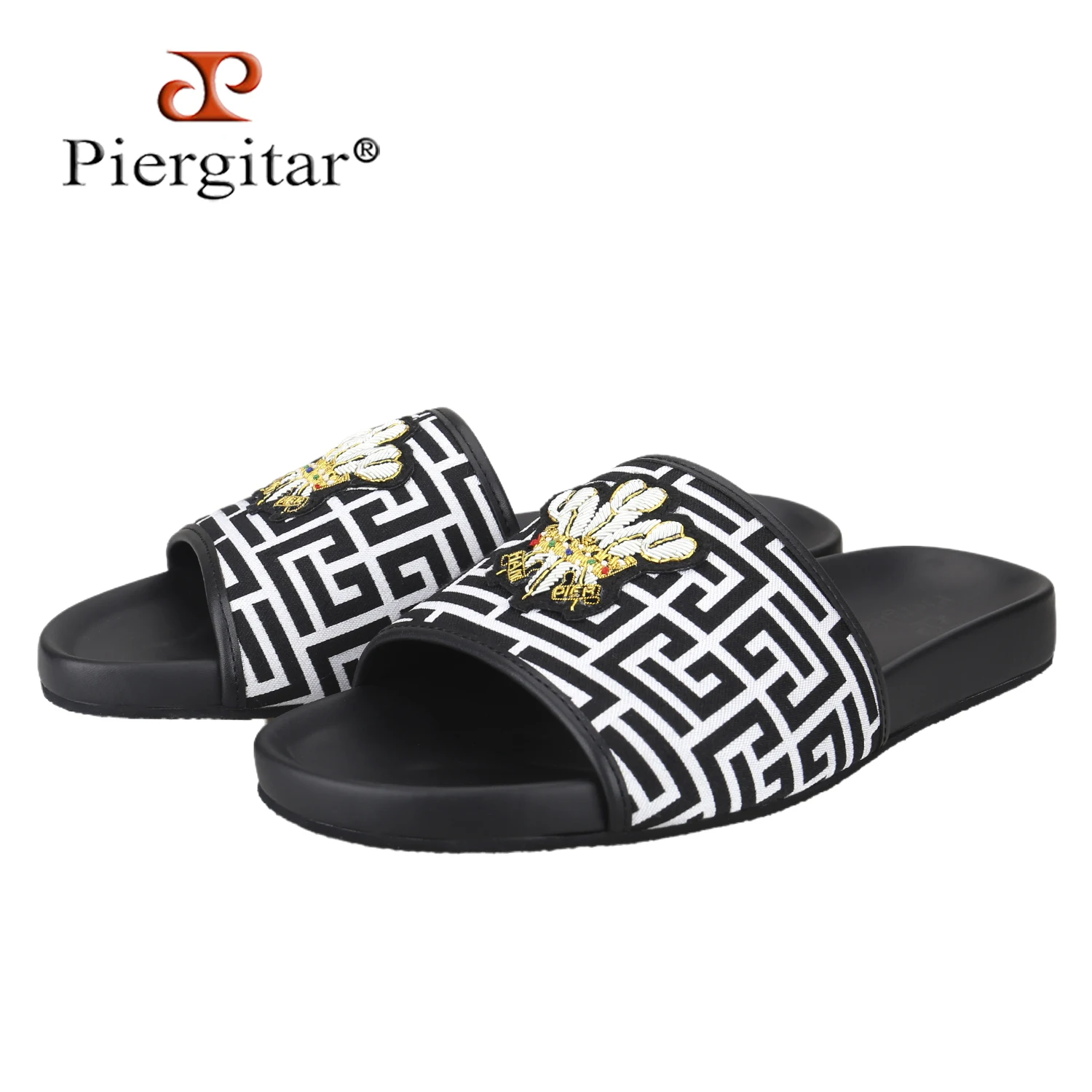 Piergitar Summer Model Black And White Printed Canvas Men's Slides With Customized Handmade Badges Luxury Style Fashion Slippers