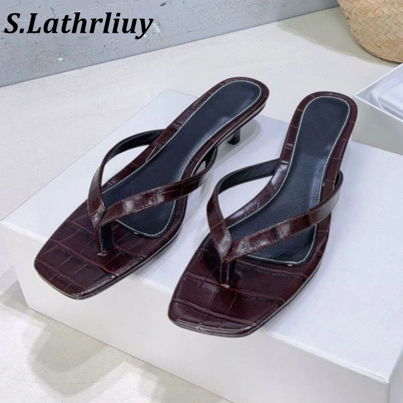 Flip flops women's fashionable solid color kitten heel slippers summer new casual multifunctional office commuting sandals