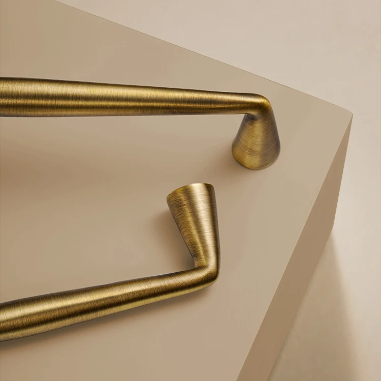 Dooroom Massiver Messing Luxus Antik Küchengriff Minimalistisches Design Stilvoller Schrank- und Kleiderschrankgriff Lange Hardware-Griffe – Detail 8
