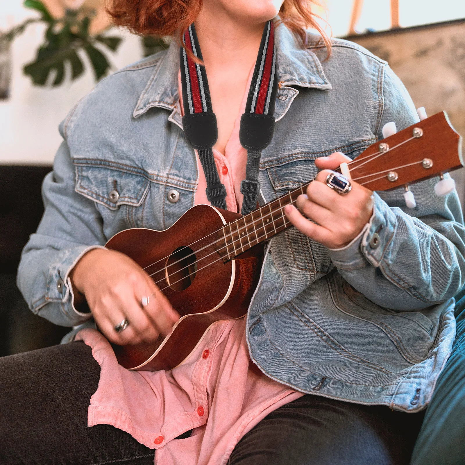 حزام القيثارة من النايلون بطول قابل للتعديل، تصميم مريح للعب لافتة للنظر، ملحق حزام القيثارة