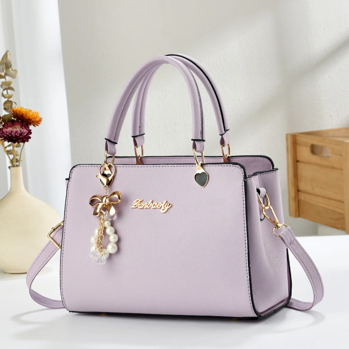Damenhandtasche Leder Monogramm - alternate angle