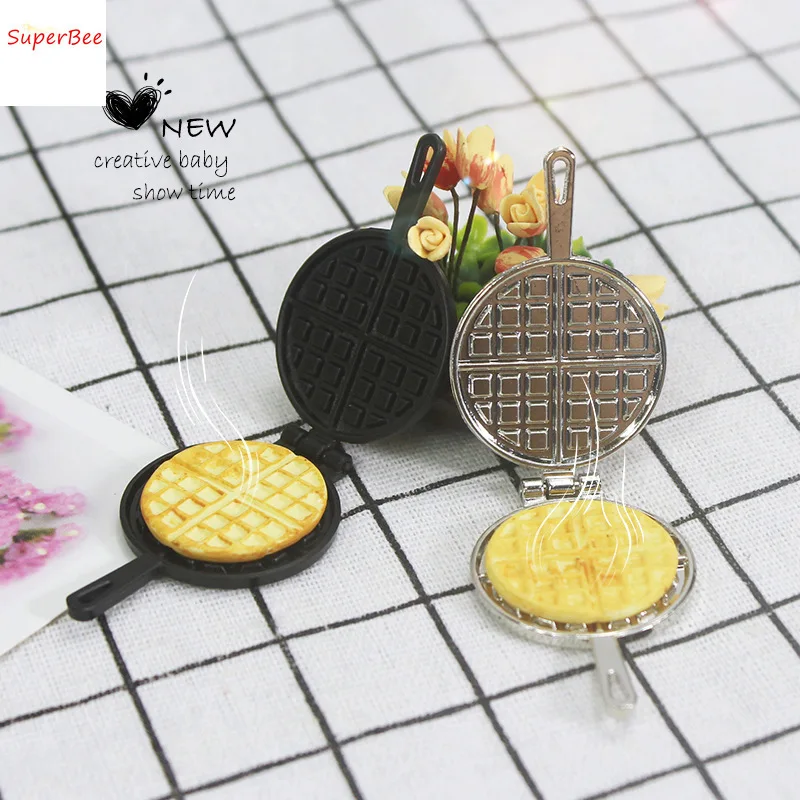 Dollhouse Miniature Kitchen Items Mini Waffle Mold Food Play Creative Model for Dollhouse Furniture Decorative Accessories