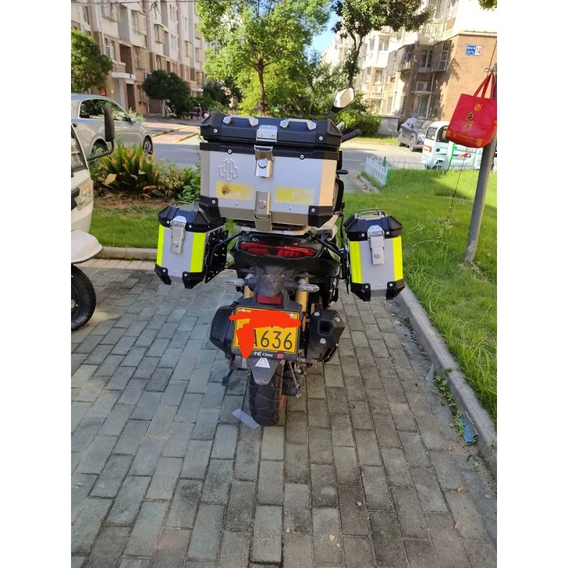 

18L is suitable for Darth Vader motorcycle aluminum alloy side box waterproof and anti-collision three boxes universal 35L