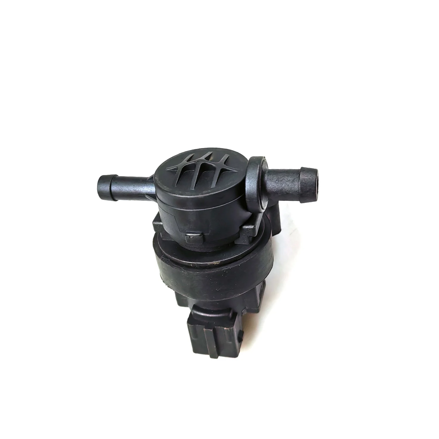 

Vapor Canister Purge Solenoid Valve For 06-09 Mercedes X164 ML350 GL450 0004703993 CARSCION