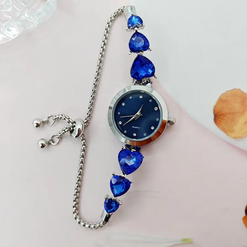 2025 Orologio da donna con bracciale con diamanti Love, stile college, moda, pigro, design personalizzabile