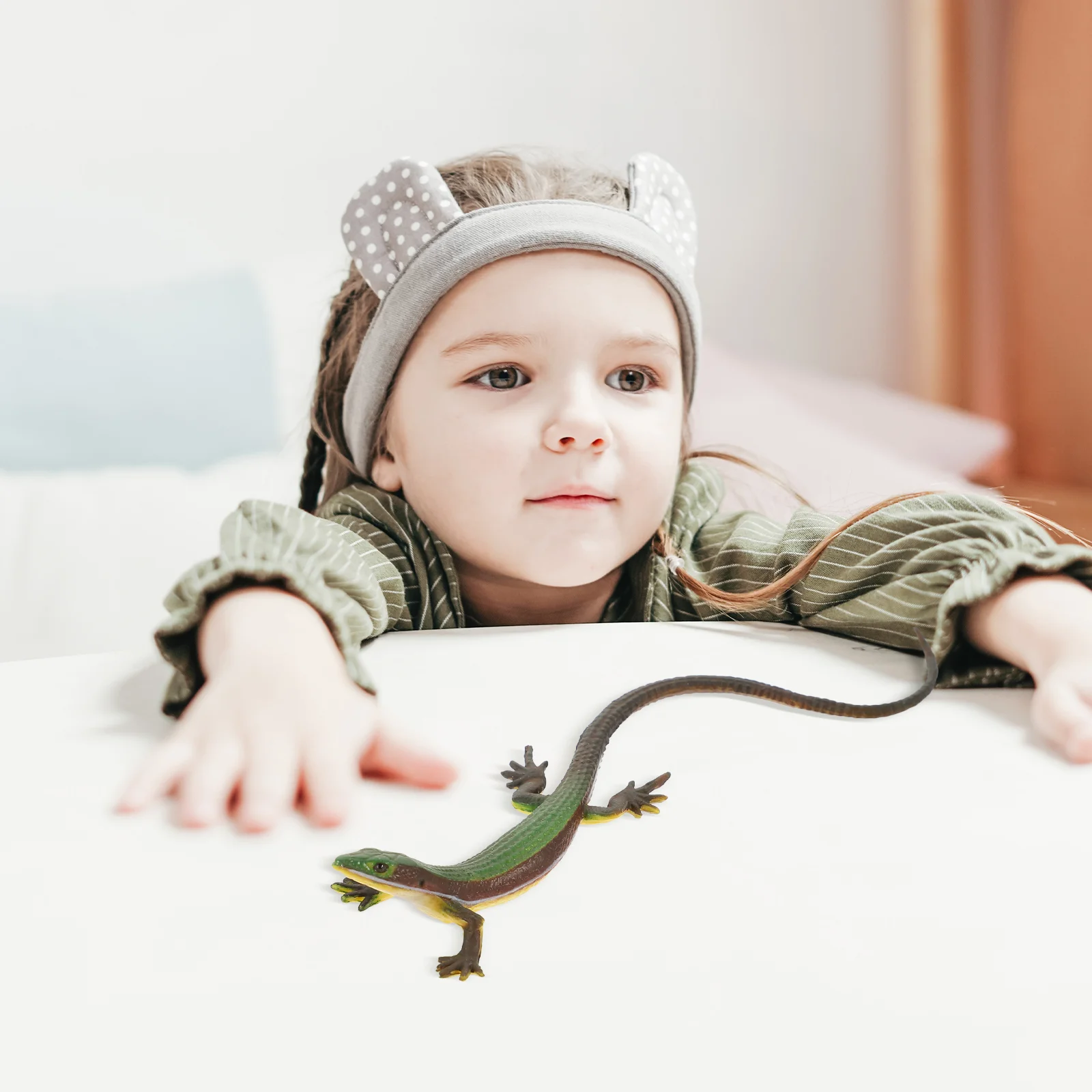 Simulation Lizard Model Prank Prop Kids Statue Reptile Decor Artificial Bright Colors Children Plastic Figurine Toy Figure