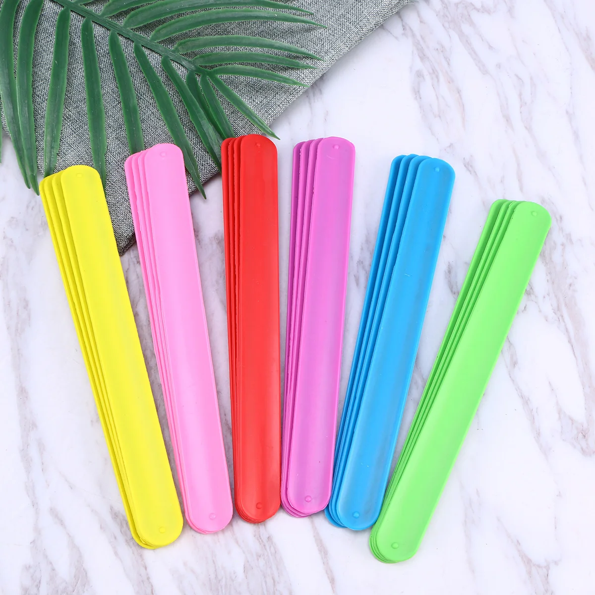 

24pcs Silicone 6 Colors Rainbow Slap Bracelets For Slap Bracelets For Kids Kids Party Favors Wearable Jewelry Gift
