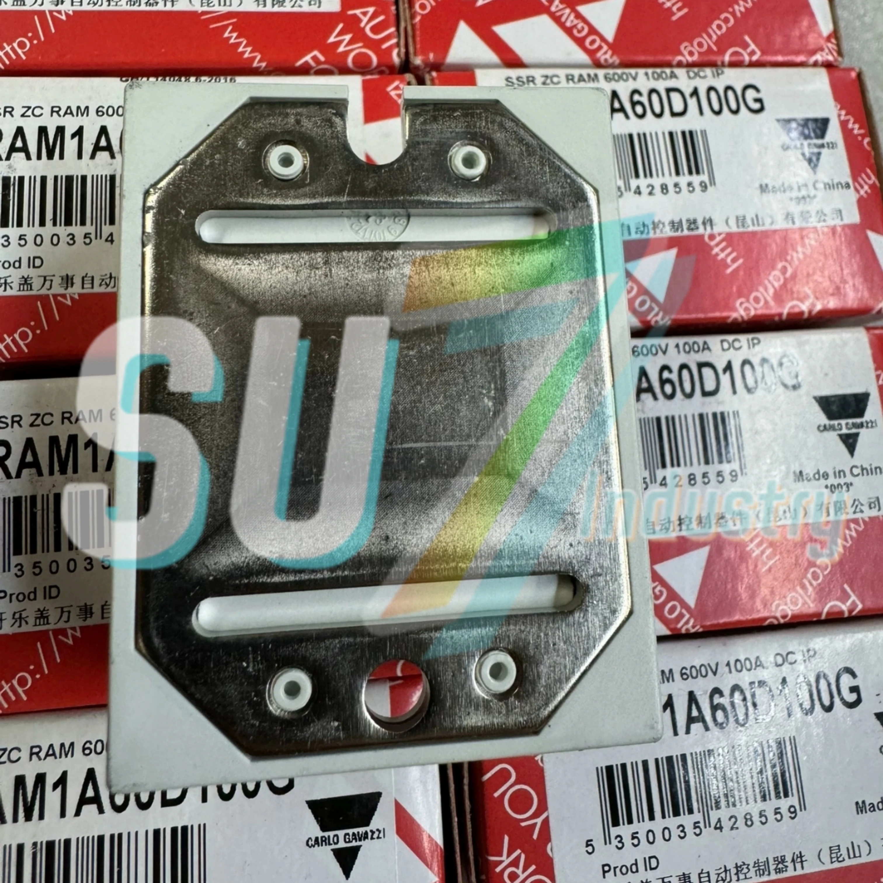 

Solid-state relay New In box RAM1A60D100G RAM1A60D125G