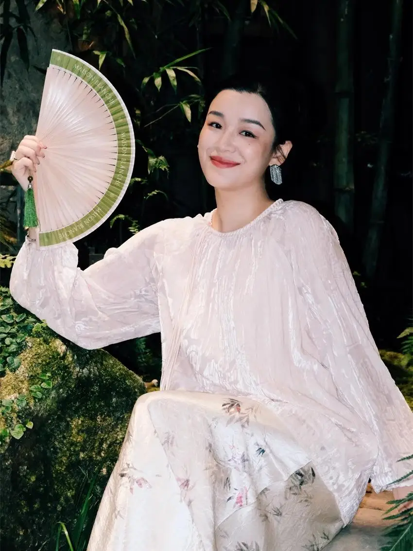 

Свободная женская блузка с рукавами-фонариками, воротником из тканого кружева с цветочным узором и вставками на плечах, в китайском стиле, для делового повседневного образа