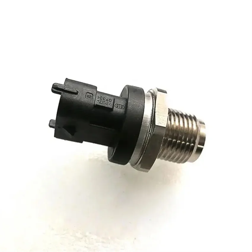Fuel Common Rail Pressure Sensor 6754-72-1210 For Excavator PC200-8 PC210-8 PC240-8 6754721210 6754-72-1211 6754-72-1212