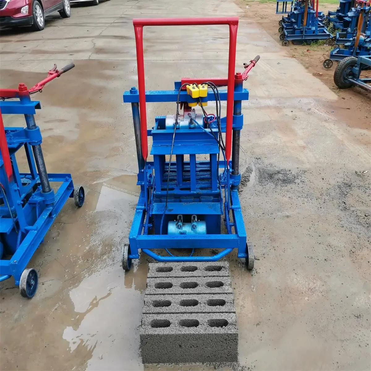 熱い販売のセメント ブロック マシン、油圧コンクリート高品質レンガ製造機